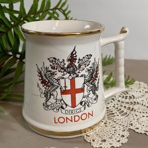 Vintage Prince William London England Mug Gold Trim